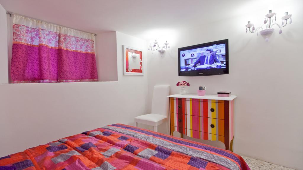 Rental In Rome Colosseo Loft Bilik gambar